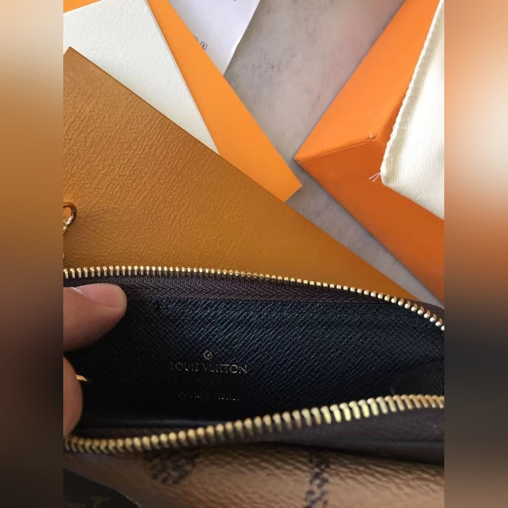 Louis Vuitton Monogram Card Holder Recto Verso - Picture 10 of 10
